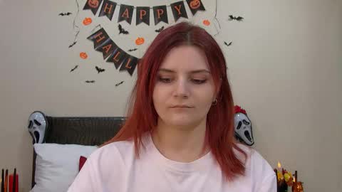 Snapshot of kellystoneys chatting on November 2, 2025, 5:32 am Kelly Stoneys online show from November 2, 2025, 5:32 am