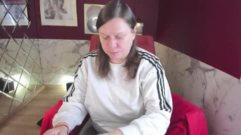 Kelly online show from May 1, 2026, 5:34 am