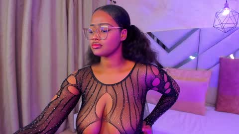 Snapshot of kellyy_cooper chatting on December 27, 2024, 5:20 am Kelly online show from December 27, 2024, 5:20 am