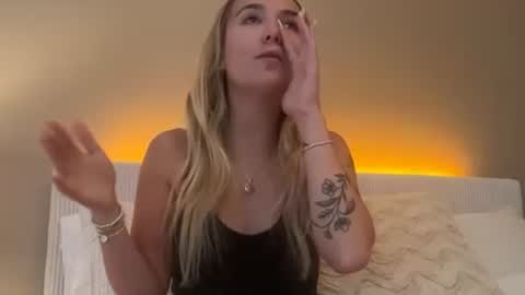 Kelsey Blu online show from May 19, 2026, 12:05 am