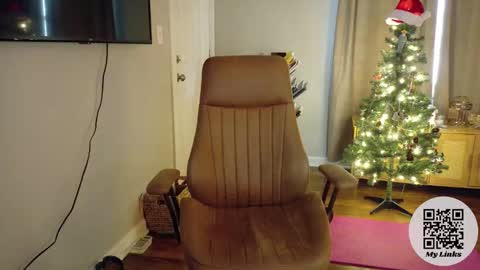 Kelsey online show from December 1, 2025, 7:41 pm