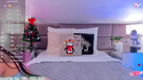 kelsi_di online show from December 19, 2024, 12:34 pm