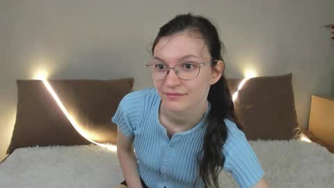 Snapshot of kelsirabenold chatting on March 18, 2026, 5:10 am Kelsirabenold online show from March 18, 2026, 5:10 am