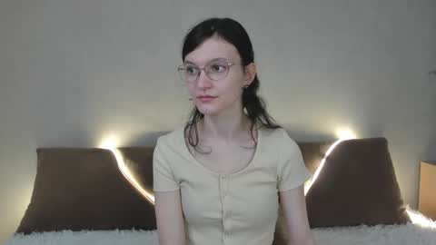 Snapshot of kelsirabenold chatting on March 24, 2026, 5:01 am Kelsirabenold online show from March 24, 2026, 5:01 am