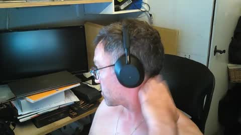 kelvin06133 online show from July 27, 2026, 9:55 pm