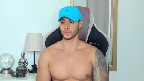 ken_mailik online show from May 20, 2026, 11:44 pm