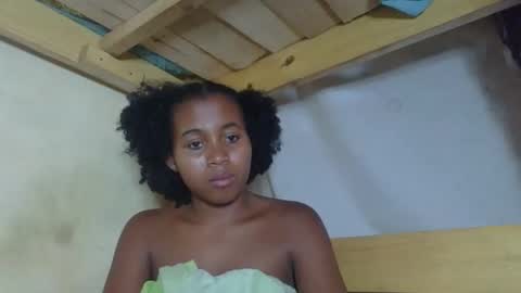 Kenchy online show from October 29, 2025, 5:04 pm