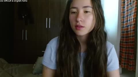Snapshot of kendal_di chatting on February 11, 2025, 11:21 am kendal_di online show from February 11, 2025, 11:21 am