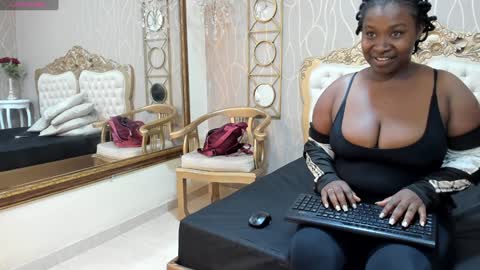 kenda  online show from January 17, 2025, 11:49 am