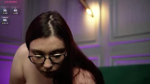 Snapshot of kendaldubai chatting on October 12, 2025, 7:35 pm  Kendal  online show from October 12, 2025, 7:35 pm