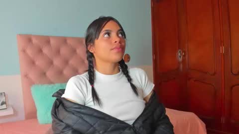 Kendall online show from March 19, 2026, 2:43 pm