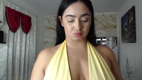 kendall  online show from November 24, 2025, 6:02 am