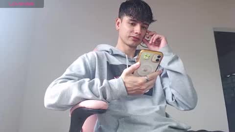 Snapshot of kendall_ros chatting on September 30, 2025, 3:17 pm kendall ross online show from September 30, 2025, 3:17 pm