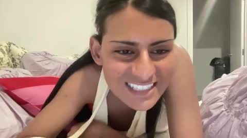 Kendall TheeStallion online show from November 7, 2025, 9:42 am