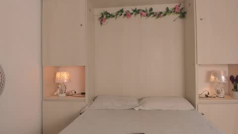 Snapshot of kendallrosse1 chatting on February 27, 2026, 11:43 am Kendal online show from February 27, 2026, 11:43 am