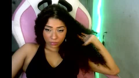 Snapshot of kendallrush2 chatting on September 28, 2025, 7:47 am Kendall Rush online show from September 28, 2025, 7:47 am