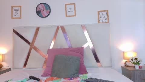   online show from February 13, 2025, 10:12 am