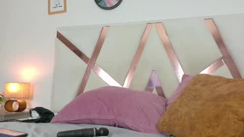   online show from February 28, 2025, 5:48 am