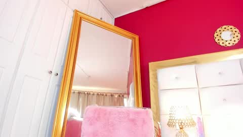 Kendal  online show from January 13, 2025, 6:05 pm