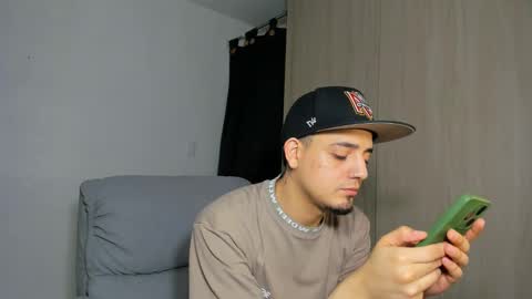 kendel_dimitri online show from March 9, 2025, 4:16 am