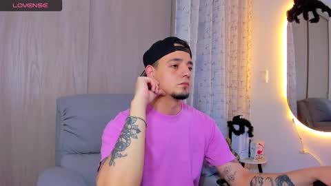 Snapshot of kendel_dimitri chatting on October 24, 2025, 4:31 am kendel_dimitri online show from October 24, 2025, 4:31 am