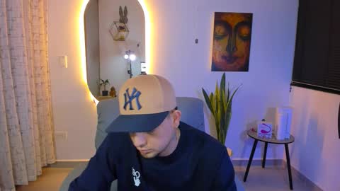 Snapshot of kendel_dimitri chatting on March 16, 2026, 5:44 am kendel_dimitri online show from March 16, 2026, 5:44 am
