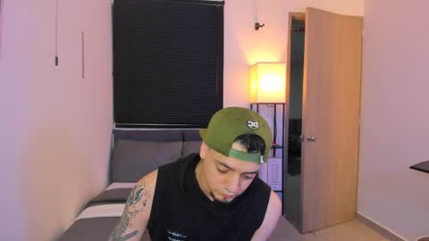 Snapshot of kendel_dimitri chatting on April 11, 2026, 5:12 am kendel_dimitri online show from April 11, 2026, 5:12 am