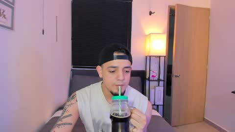 Snapshot of kendel_dimitri chatting on April 15, 2026, 6:31 am kendel_dimitri online show from April 15, 2026, 6:31 am