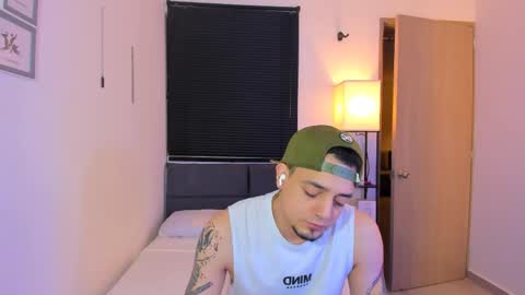 Snapshot of kendel_dimitri chatting on April 23, 2026, 7:30 am kendel_dimitri online show from April 23, 2026, 7:30 am
