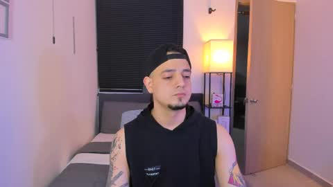 Snapshot of kendel_dimitri chatting on April 29, 2026, 5:22 am kendel_dimitri online show from April 29, 2026, 5:22 am