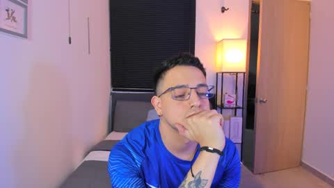 Snapshot of kendel_dimitri chatting on May 1, 2026, 3:00 am kendel_dimitri online show from May 1, 2026, 3:00 am