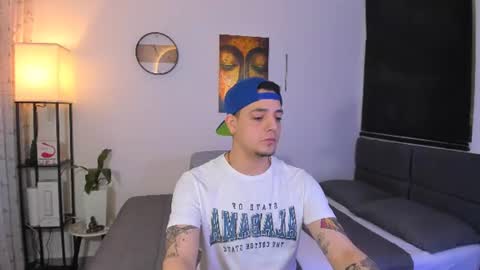kendel_dimitri online show from July 6, 2026, 6:43 pm