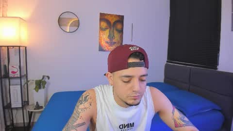 kendel_dimitri online show from July 26, 2026, 4:42 am