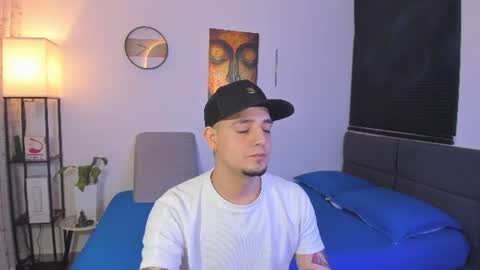 kendel_dimitri online show from July 27, 2026, 8:21 am
