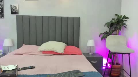 Kendra London online show from February 6, 2026, 11:24 am