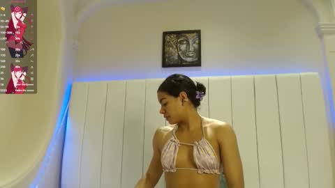 kendra_lux1 online show from November 2, 2025, 1:02 pm