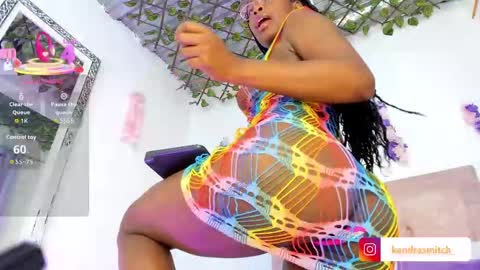 Snapshot of kendra_smiitch chatting on October 1, 2025, 2:39 am kendra independent online show from October 1, 2025, 2:39 am