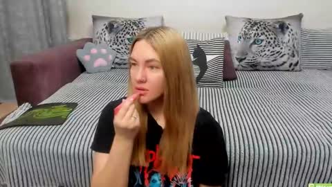 Kendra online show from November 27, 2025, 11:40 pm