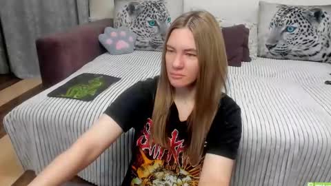Kendra online show from May 5, 2026, 10:51 pm