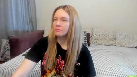 Kendra online show from June 8, 2026, 11:38 pm
