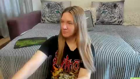 Kendra online show from June 14, 2026, 12:52 am
