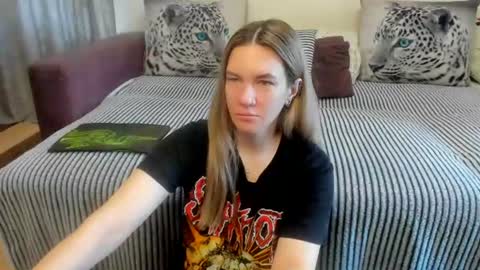 Kendra online show from June 17, 2026, 12:35 am