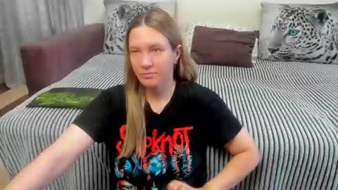 Kendra online show from June 21, 2026, 11:40 pm