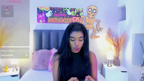 Snapshot of kendrachavez_ chatting on October 29, 2025, 9:27 pm kendrachavez_ online show from October 29, 2025, 9:27 pm