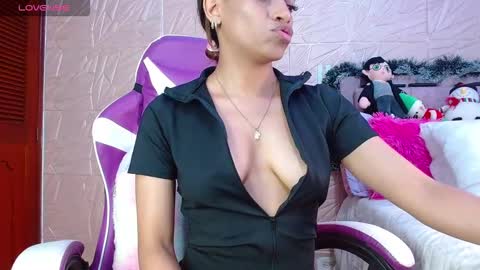 KENDRAPOTTER online show from February 5, 2026, 7:18 pm