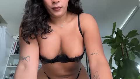 Hi Im kendra- onlyfans. isab2896 online show from June 16, 2026, 6:43 pm