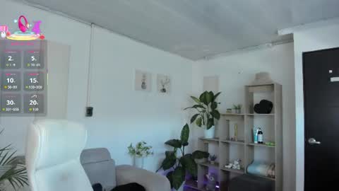 Snapshot of kendry_fox420_ chatting on July 28, 2026, 6:20 pm kendry_fox420_ online show from July 28, 2026, 6:20 pm