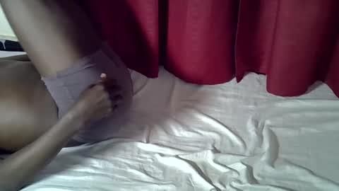 Nelian and Emma online show from September 9, 2025, 1:43 pm