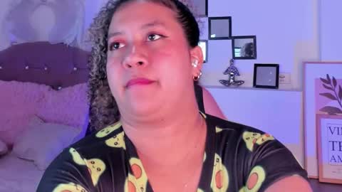 Snapshot of kenia_thompson01 chatting on September 30, 2025, 6:35 pm  01  online show from September 30, 2025, 6:35 pm