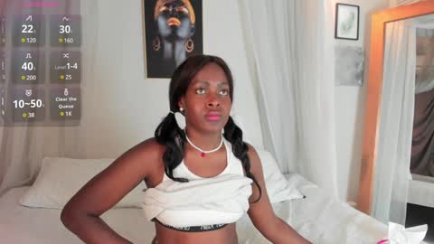 Snapshot of keniamontez chatting on January 31, 2025, 8:32 am Kenia online show from January 31, 2025, 8:32 am